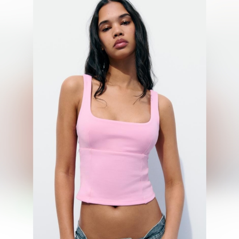 ZARA INTERLOCK SLEEVELESS PINK TOP IN A STRETCHY MATERIAL AND SQUARE NEC…
